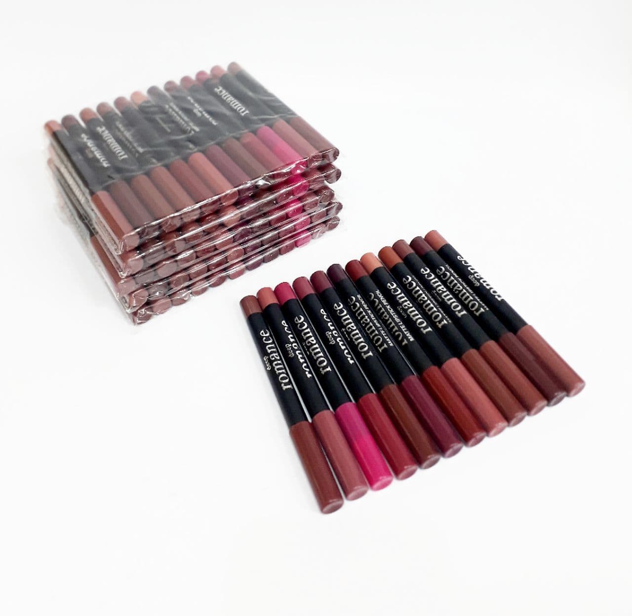 رژلب مدادی دیپ رومنس