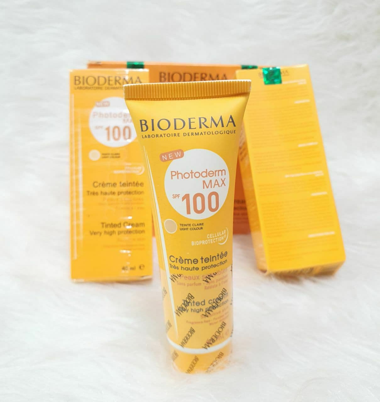 کرم ضد آفتاب فتودرم مکس SPF 100 بایودرما کرم ضد آفتاب فتودرم مکس SPF 100 بایودرما