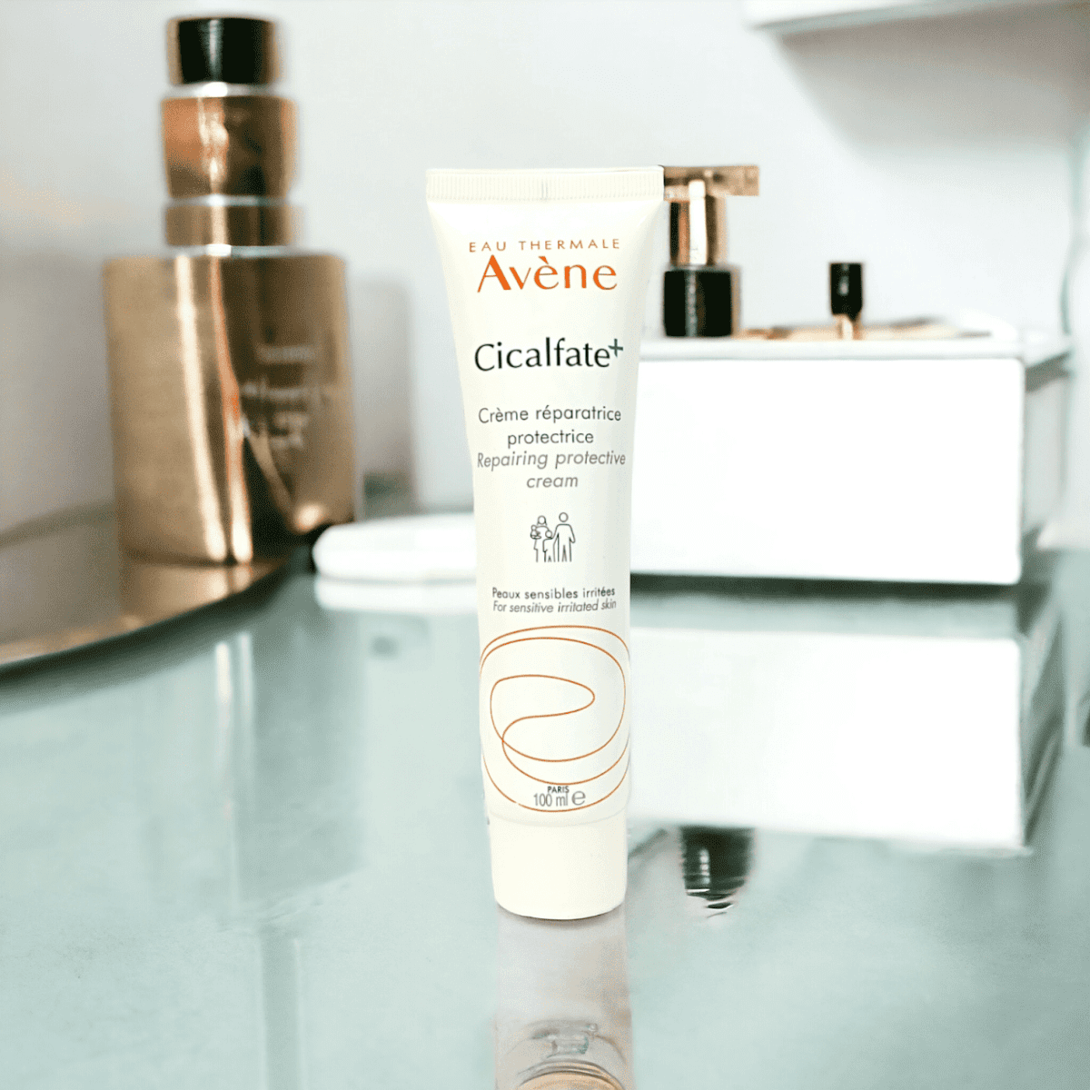 فروش ویژه کرم ترمیم کننده سیکالفیت پلاس اون 40 میل AVENE +CICALFATE REPAIRING PROTECTIVE CREAM