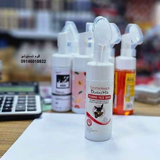 فوم براش دار شیر الاغ _ قرمز فوم براش دار شیر الاغ _ قرمز